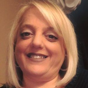 Meet your Posher, Romena